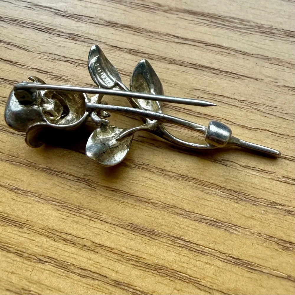 Vintage Sterling Silver Rose Brooch Floral Long Stem Pin Textured Leaf Detail